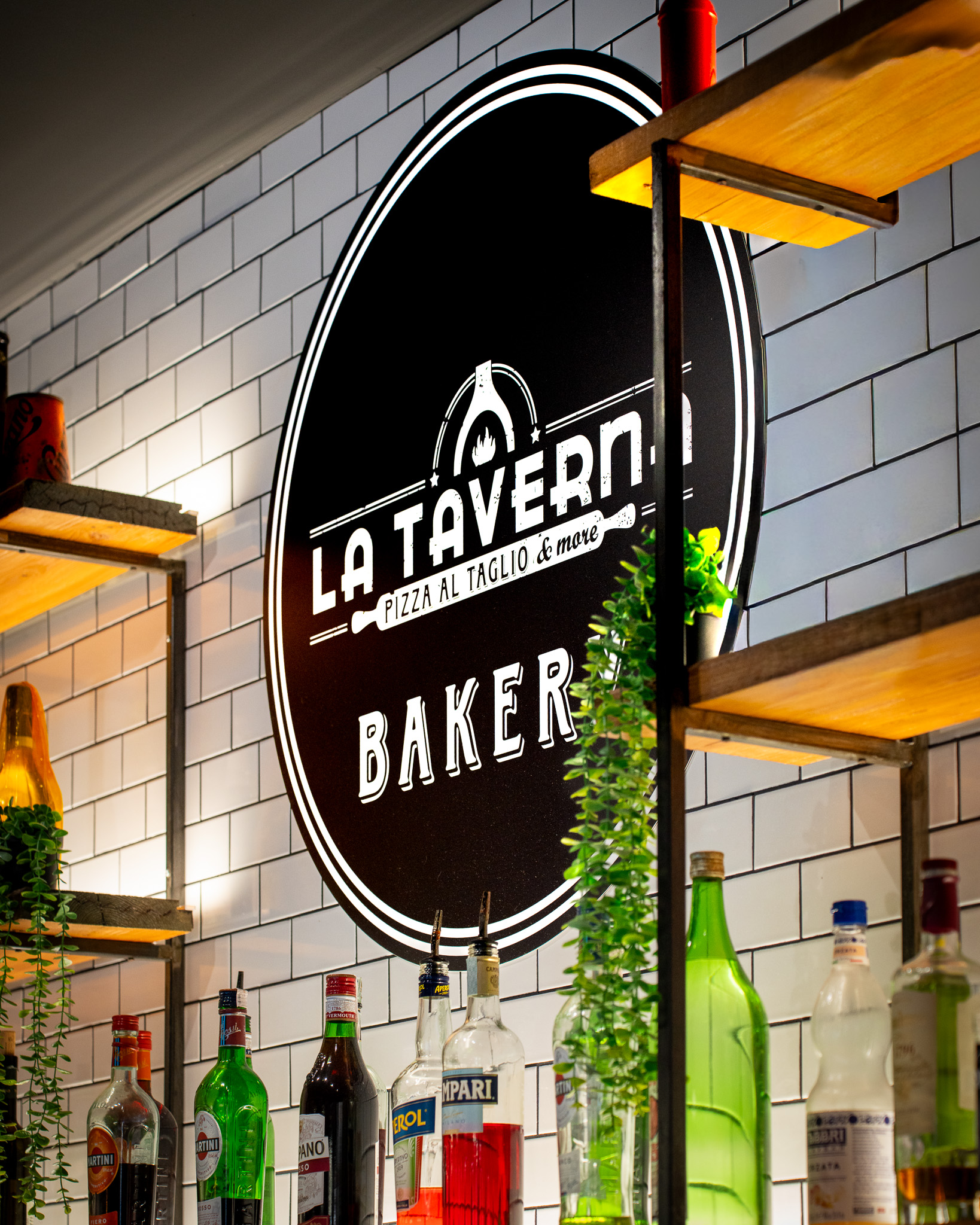 la taverna brand identity